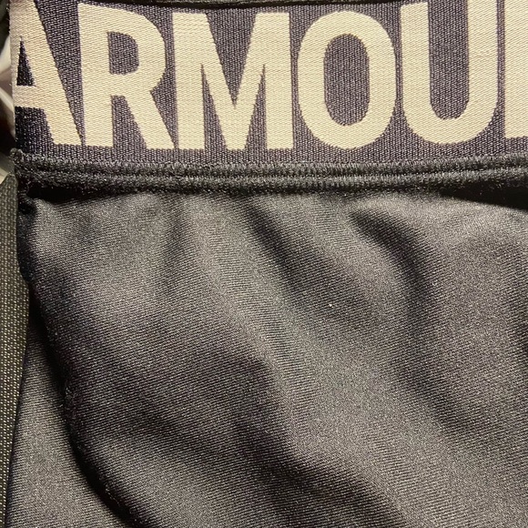 Under Armour Youth small - Picture 4 of 4